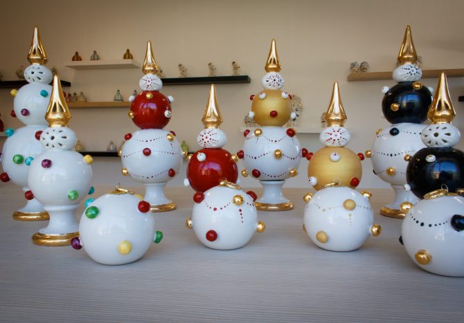 Alberi di Natale con palline